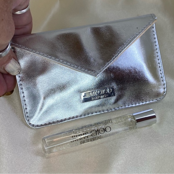 JIMMY CHOO Parfum Pouch & Fragrance Set🔥NEW🔥RARE,Lined,4”x 3”Envelope w/Snap🔥 - Picture 3 of 17